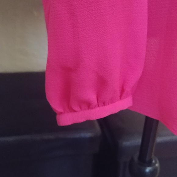 NWOT Micheal Kors Cold Shoulder Top - Picture 5 of 7